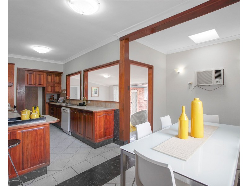 3 Robbins Street, Fairfield West NSW 2165