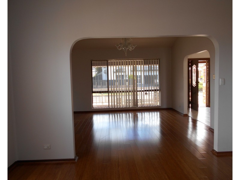 46 Boronia Road, Bossley Park NSW 2176