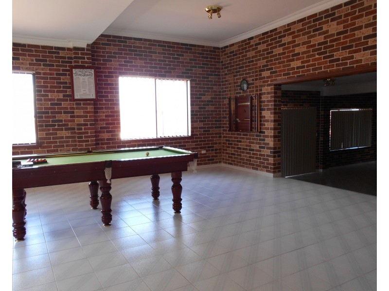 46 Boronia Road, Bossley Park NSW 2176