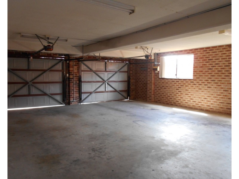 46 Boronia Road, Bossley Park NSW 2176