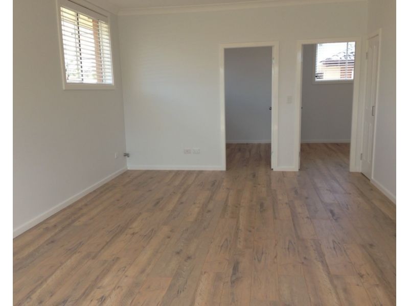 547a Smithfield Road, Greenfield Park NSW 2176