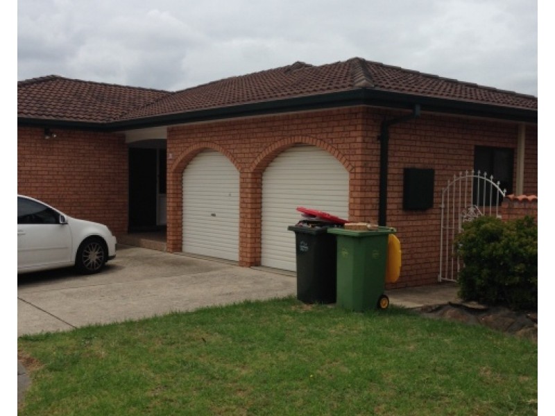 10 Condello Crescent, Edensor Park NSW 2176