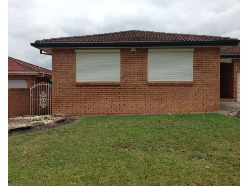 10 Condello Crescent, Edensor Park NSW 2176