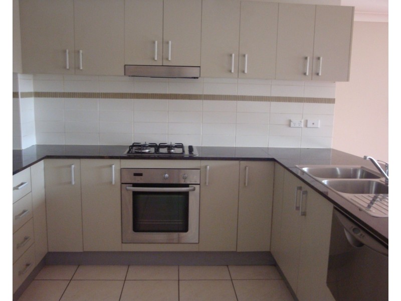 Unit 4, 16-18 Bigge Street, Liverpool NSW 2170