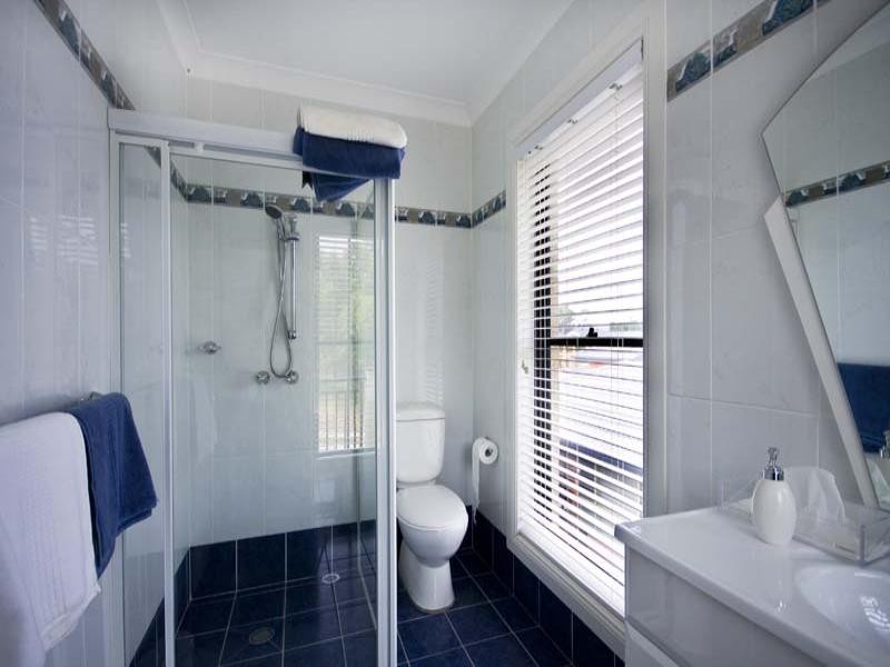 8 Rafter Crescent, Abbotsbury NSW 2176