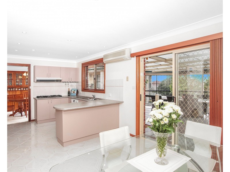 12 Comin Place, Abbotsbury NSW 2176