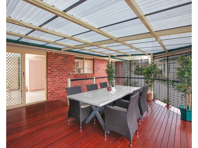 12 Comin Place, Abbotsbury NSW 2176