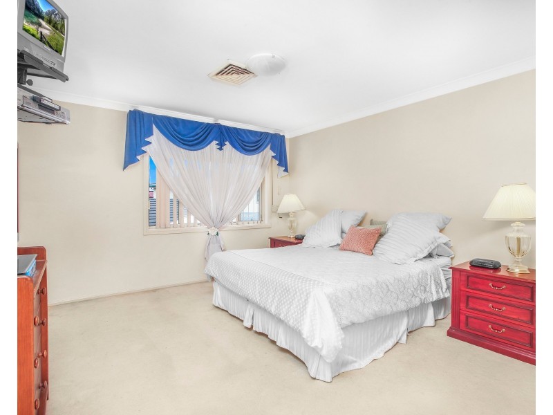 53 Sartor Crescent, Bossley Park NSW 2176