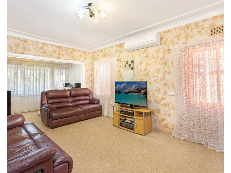 39 Rowley Street, Smithfield NSW 2164