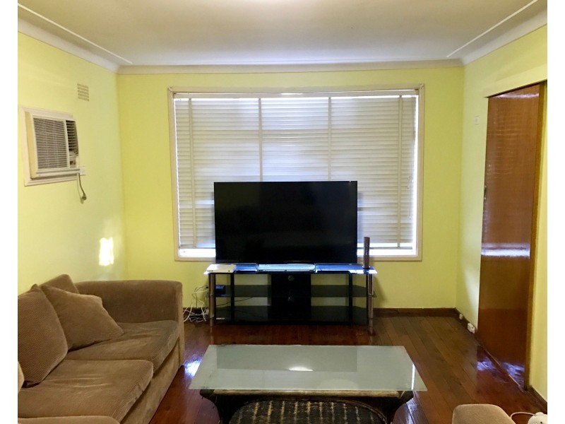 308 Smithfield Road, Fairfield West NSW 2165
