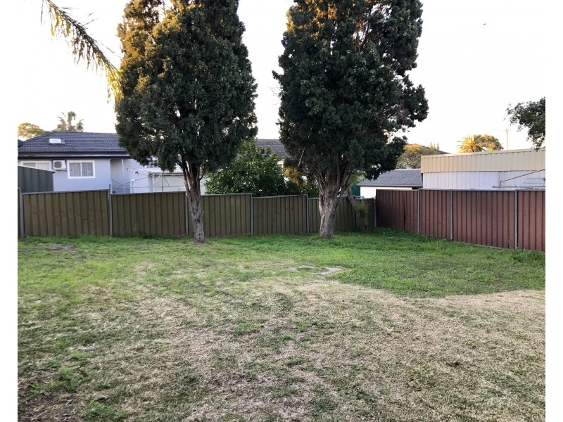 308 Smithfield Road, Fairfield West NSW 2165