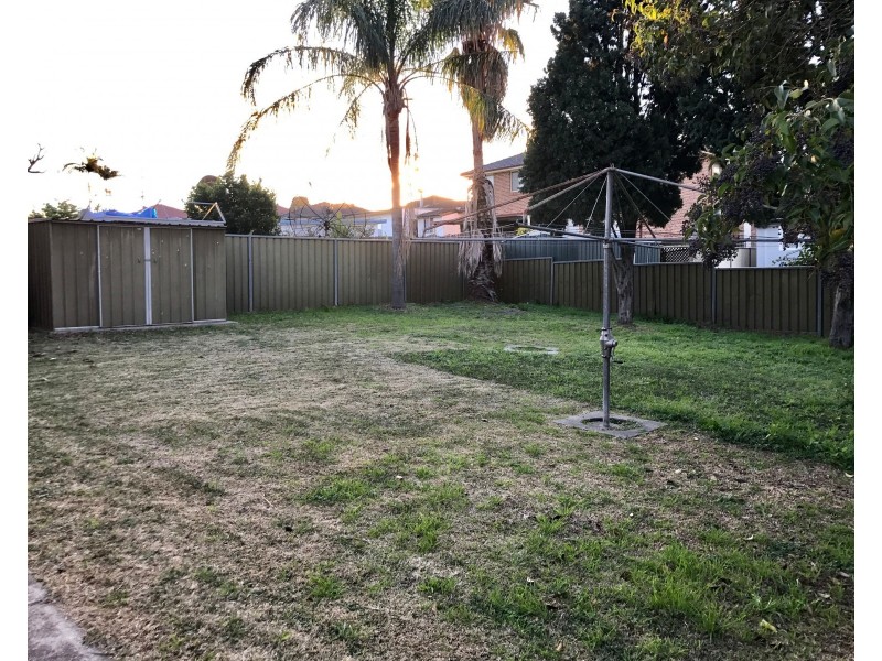 308 Smithfield Road, Fairfield West NSW 2165
