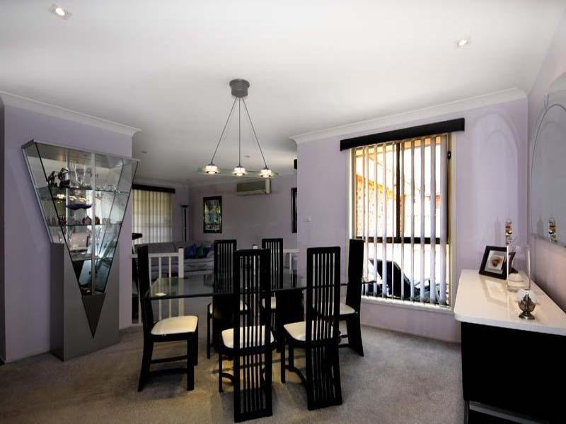 15 Rhys Place, Edensor Park NSW 2176