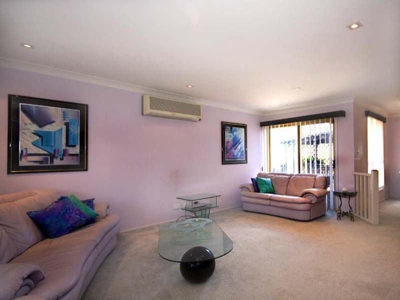 15 Rhys Place, Edensor Park NSW 2176