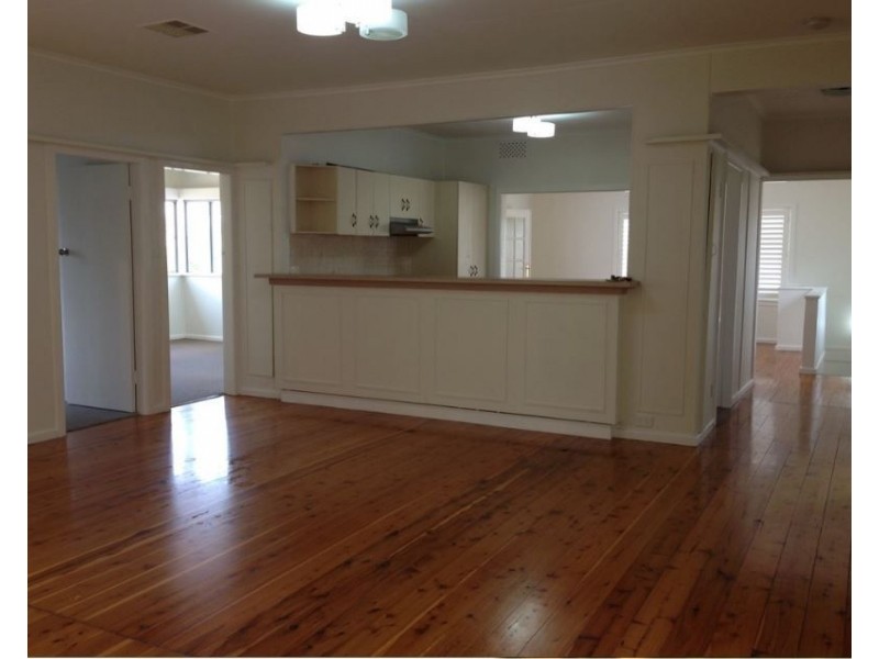 55 Boomerang Road, Edensor Park NSW 2176