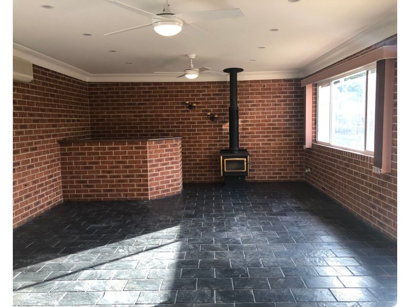 11 Mildara Place, Edensor Park NSW 2176