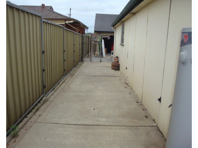 118A Chifley Street, Smithfield NSW 2164