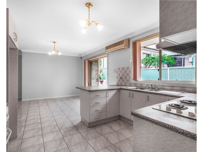 64 Quarry Road, Bossley Park NSW 2176