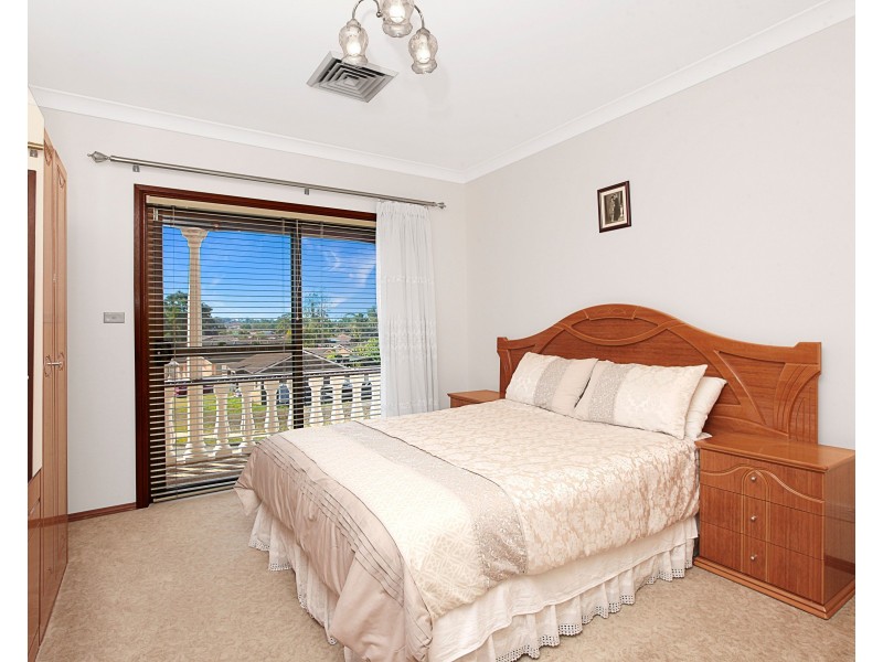 14 Glenfern Crescent, Bossley Park NSW 2176