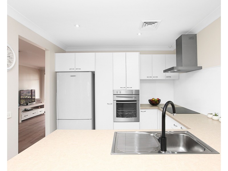 79 Edinburgh Circuit, Cecil Hills NSW 2171