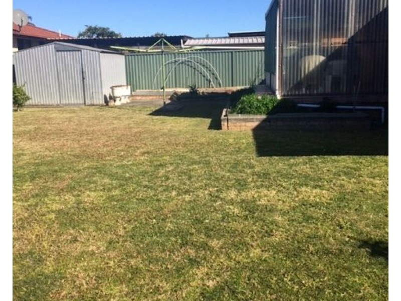 320 Prairie Vale Road, Prairiewood NSW 2176