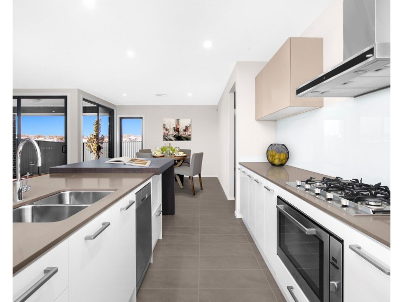 2081 Stratton Road, Oran Park NSW 2570