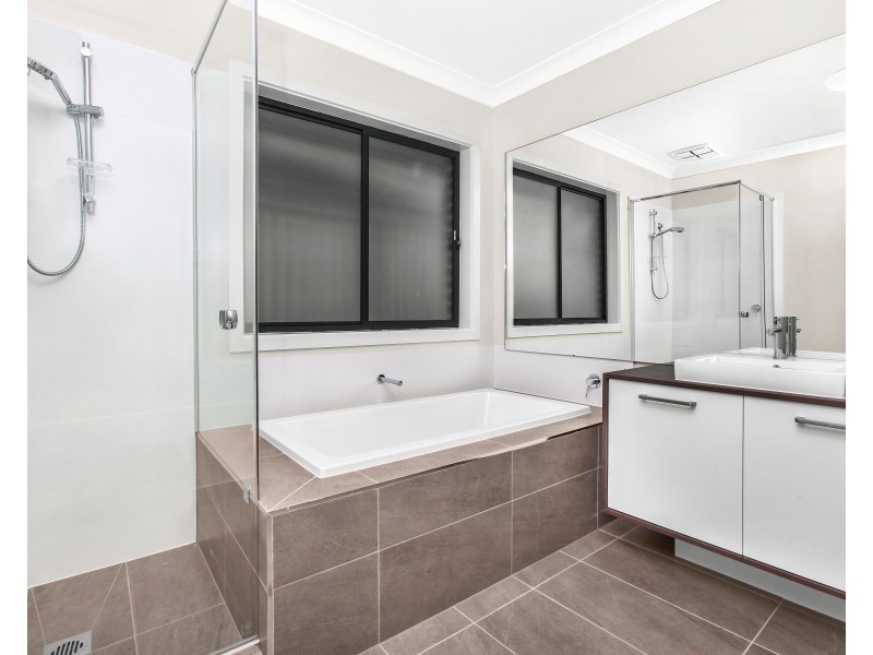 2081 Stratton Road, Oran Park NSW 2570