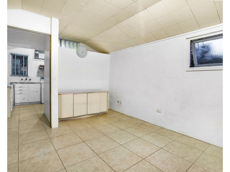 10 Renfrew Street, Guildford NSW 2161