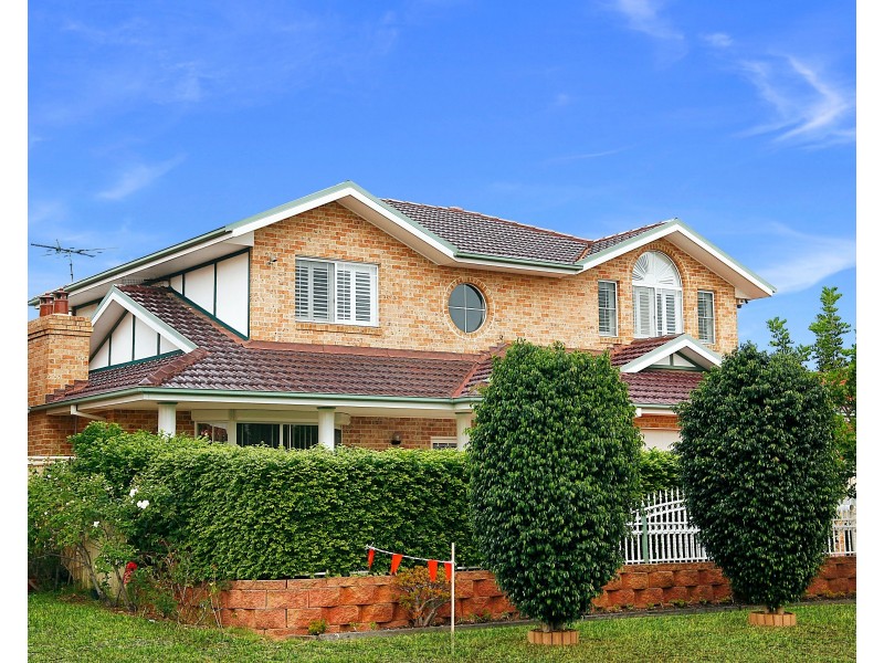 5 Mollymook Street, Prestons NSW 2170