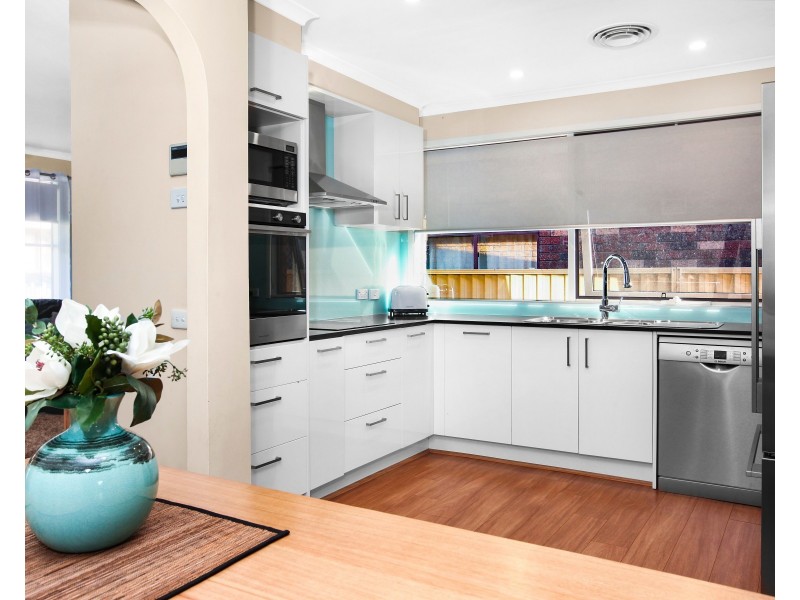 59 Tallowood Crescent, Bossley Park NSW 2176