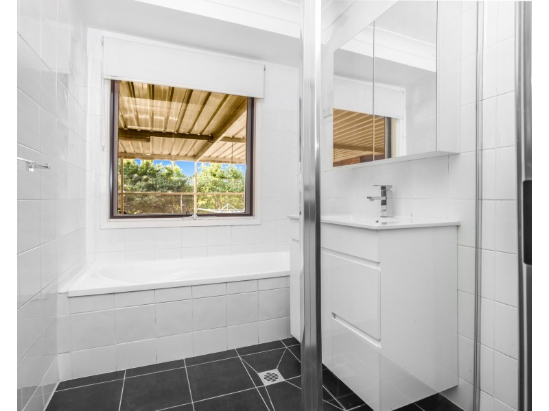 59 Tallowood Crescent, Bossley Park NSW 2176