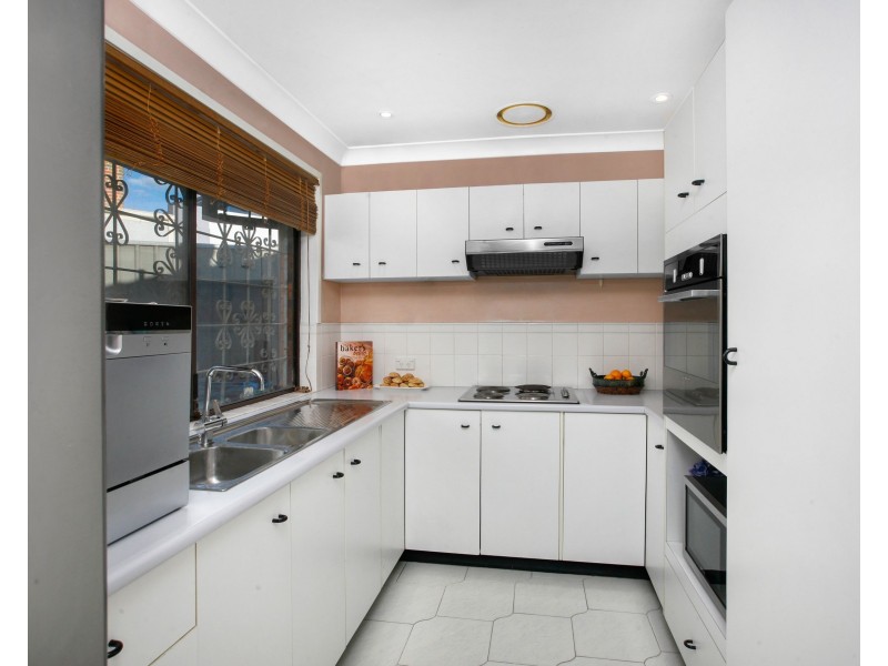 7 Cullum Street, Bossley Park NSW 2176