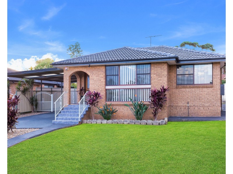 7 Benghazi Street, Bossley Park NSW 2176