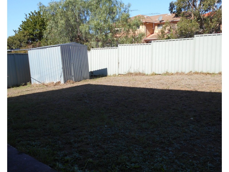 12 Hollydene Crescent, Edensor Park NSW 2176