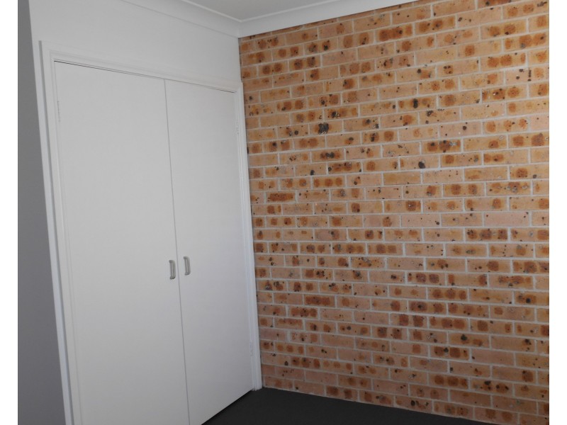 12 Hollydene Crescent, Edensor Park NSW 2176