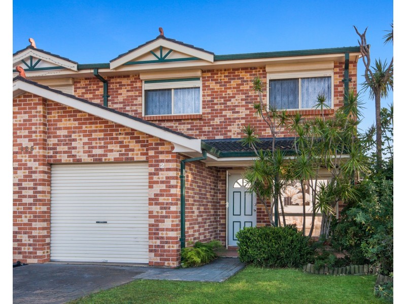 2/125 Humphries Road, St Johns Park NSW 2176