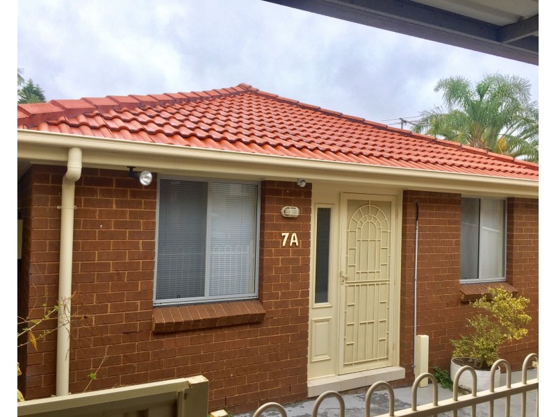 7A Burramy Close, Bossley Park NSW 2176