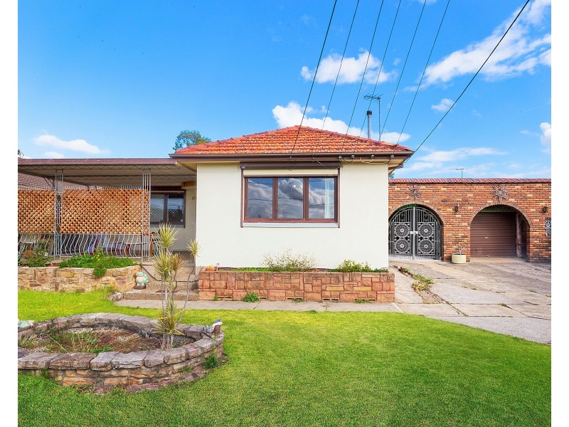 10 Rowley Street, Smithfield NSW 2164