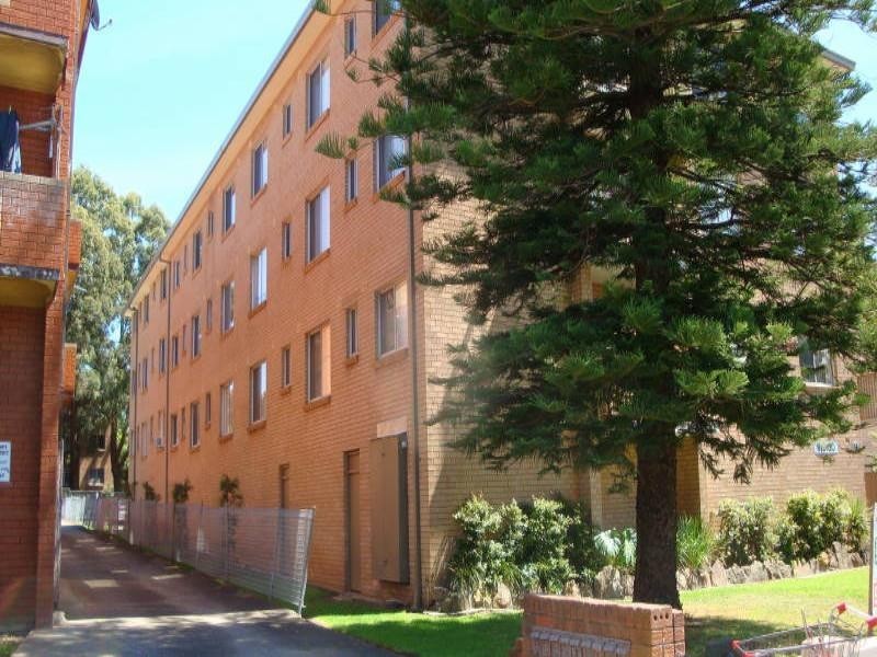 Level 1 9/18 York Street, Fairfield NSW 2165