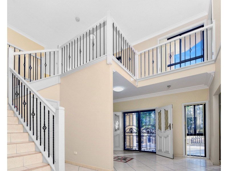 12 Currey Place, Fairfield West NSW 2165