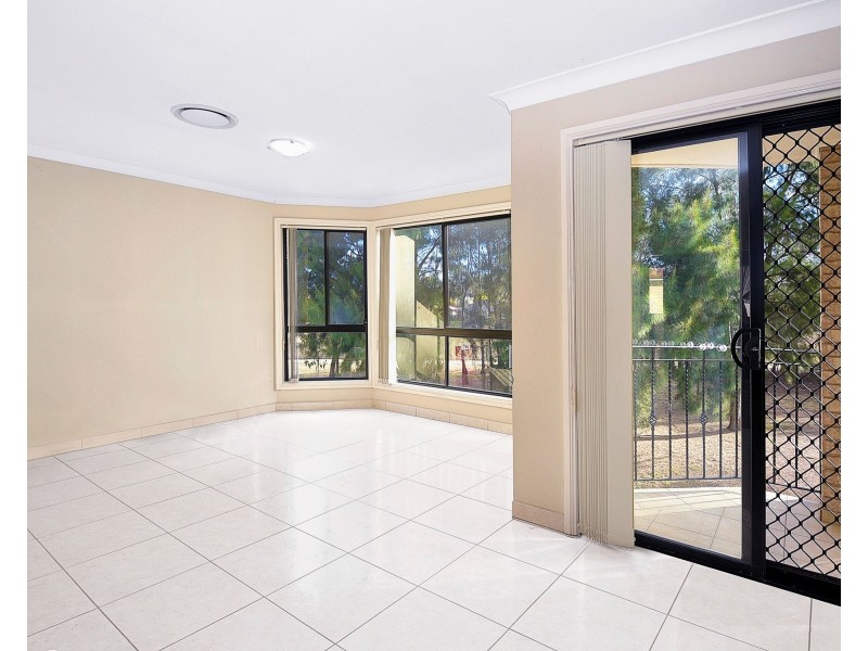 12 Currey Place, Fairfield West NSW 2165