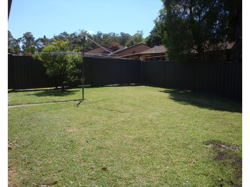 32 Ainsworth Crescent, Wetherill Park NSW 2164