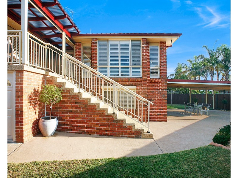 16 Kangaroo Close, Green Valley NSW 2168