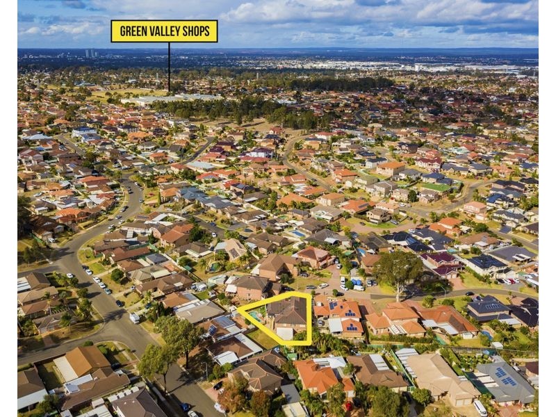 16 Kangaroo Close, Green Valley NSW 2168