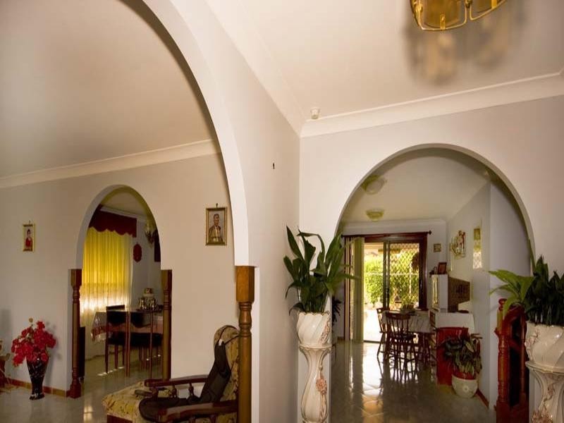 5 Apache Road, Bossley Park NSW 2176