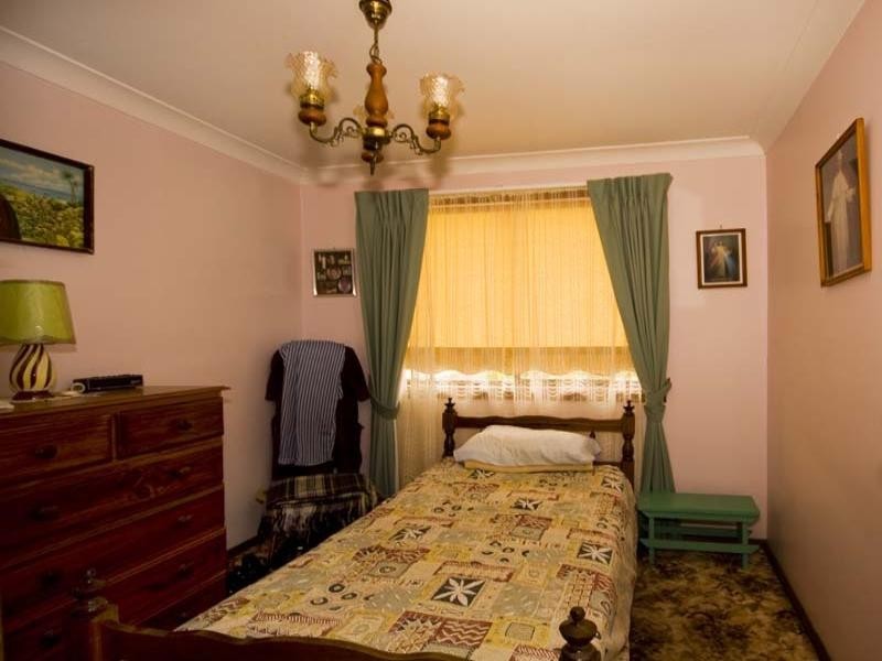 5 Apache Road, Bossley Park NSW 2176