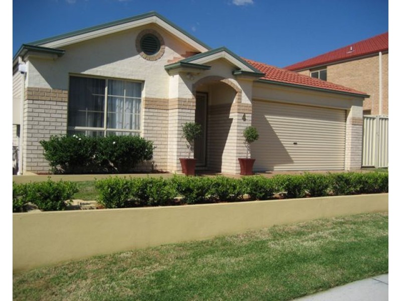 4 Joshua Moore Drive, Horningsea Park NSW 2171