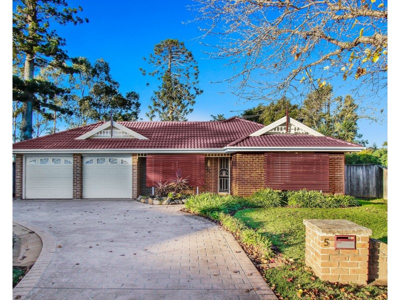 5 Hoop Place, Spring Farm NSW 2570