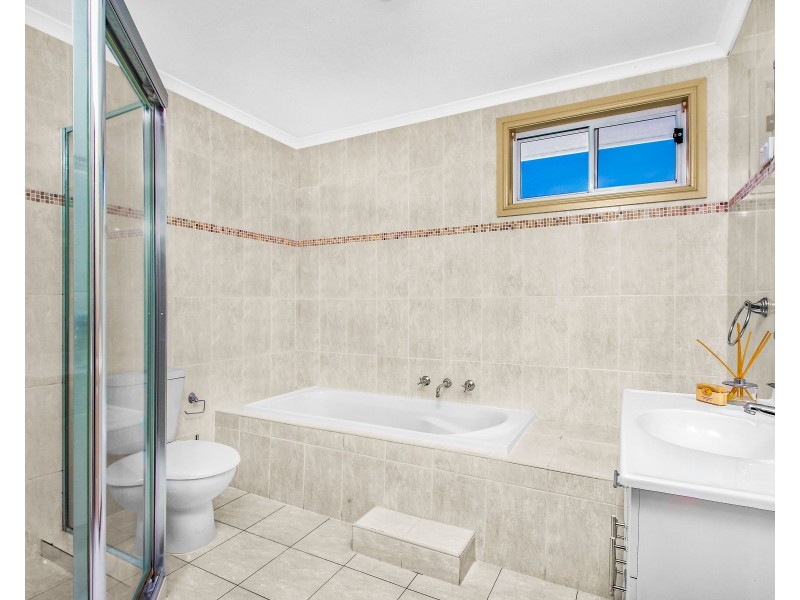 19 Garrison Road, Bossley Park NSW 2176