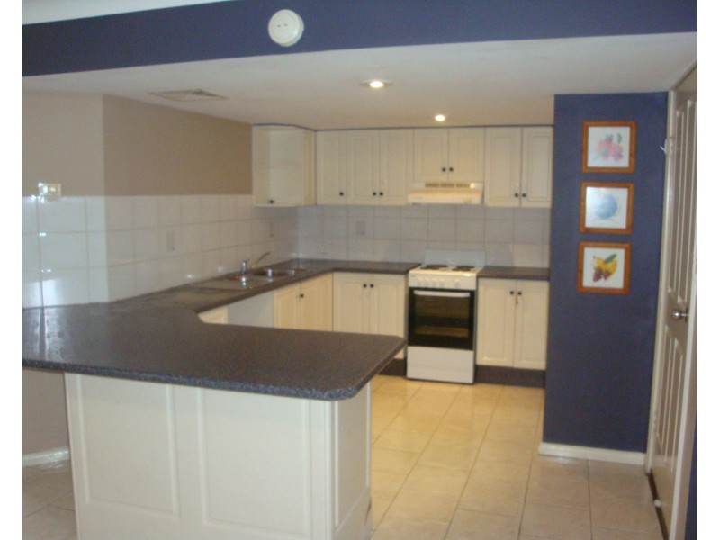 10B Mataro Close, Edensor Park NSW 2176